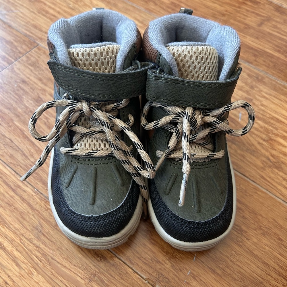 Carters Boots